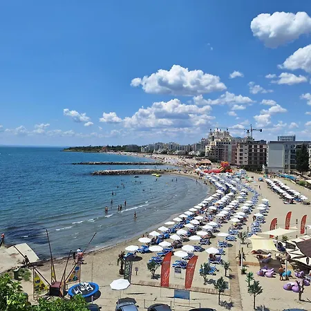 фронтална гледка-двустаен на южен плаж 아파트